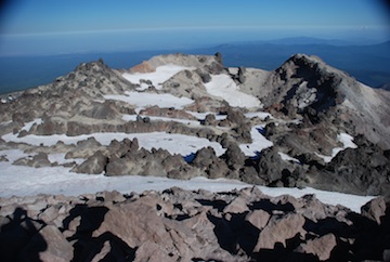 De caldera van de Lassen Peak